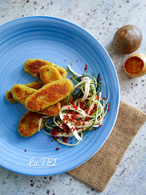 Crocchette con spaghetti di zucchine e seme di avocado