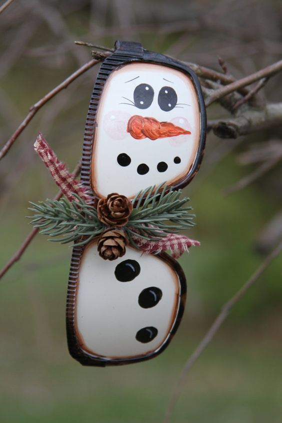 30 Amazing Recycled DIY Christmas Ornaments Do it yourself ideas and