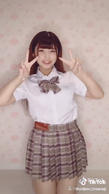 일본의 치마 접기 챌린지 - 디쁠