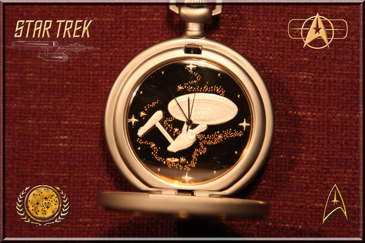 Star Trek TOS pocket watch (model "Franklin Mint"), face - cause of direct view not golden… Star Trek TOS pocket watch (model "Franklin Mint"), face - cause of direct view not golden…