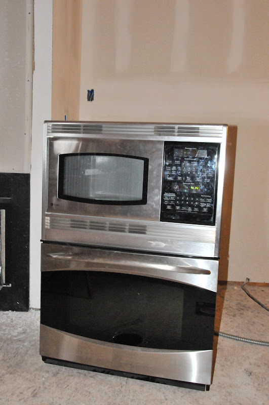 Building Osage The construction of a House in the Latest Scores