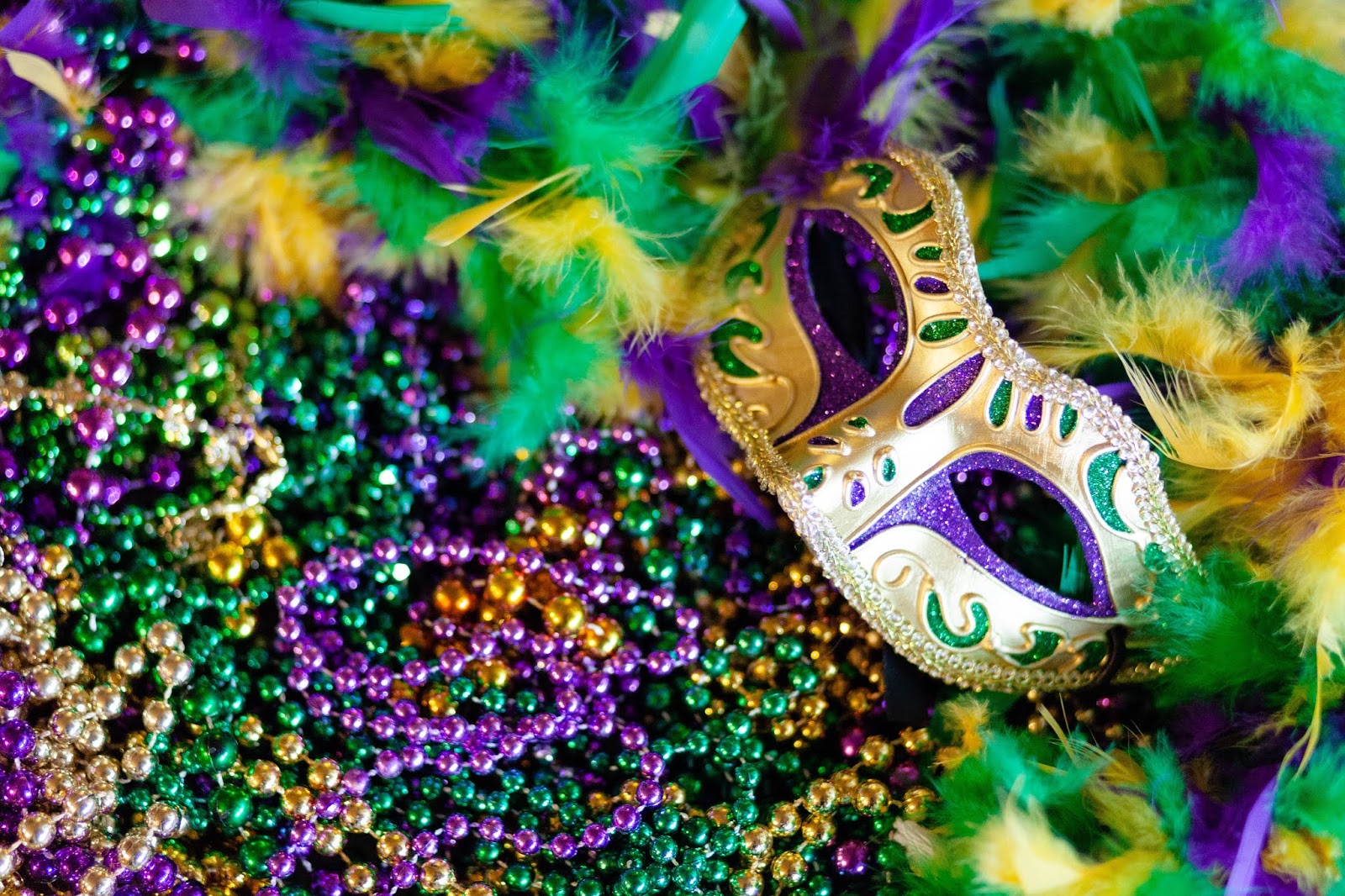 largest mardi gras in louisiana
