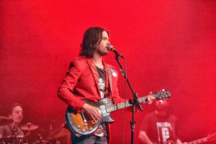 KELLY GUERREIRO BARRA RIO IN FOCUS: Show de Filipe Catto - Teatro Net Rio.