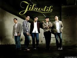 1000 Tahun Lamanya Lirik Chord