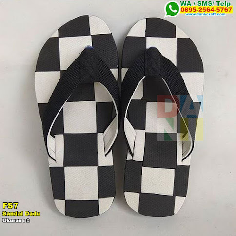 Sandal Dadu
