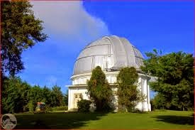 http://vilaistanabungavilage.blogspot.com/2014/10/observatorium-bosscha-lembang.html