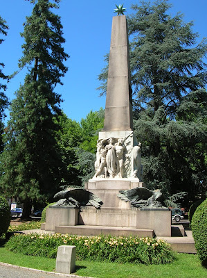 Vercelli: Monumento a Carlo Alberto di Guido Bianconi