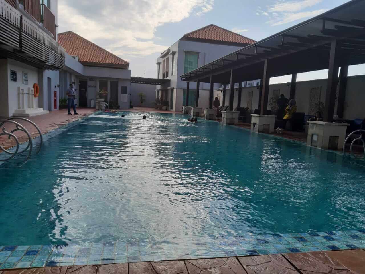 Review Grand Surya Hotel Kediri Dian Restu Agustina's Blog