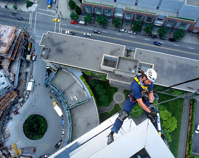 Sydney Rope access painting