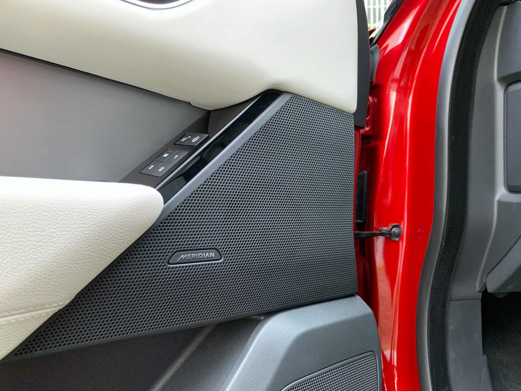 [Image: z2480607601540_7f2ca14a59f0f1f586a80822d5b8c5c6.jpg]