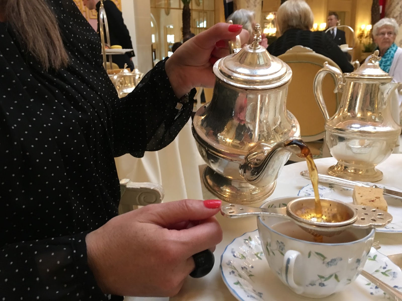 The Ritz afternoon tea London review 