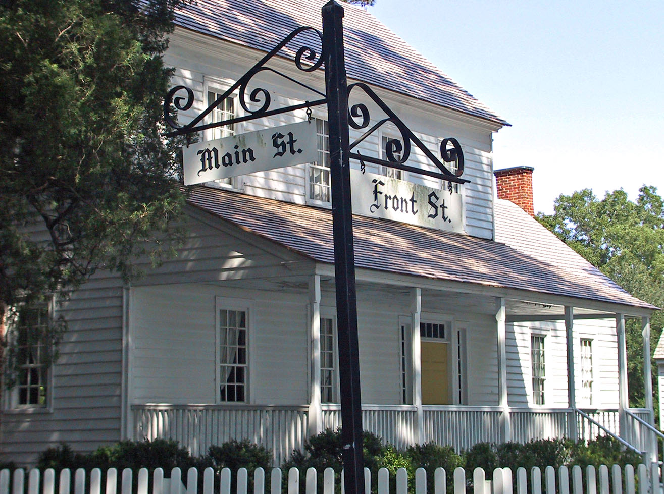 Living the life in SaintAignan The old town of Bath, North Carolina