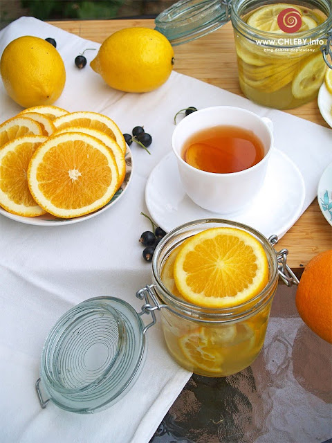 Pomarańcze w cukrze do herbaty