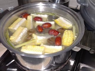 Add in sweet corn, carrots, dried huai shan and red dates