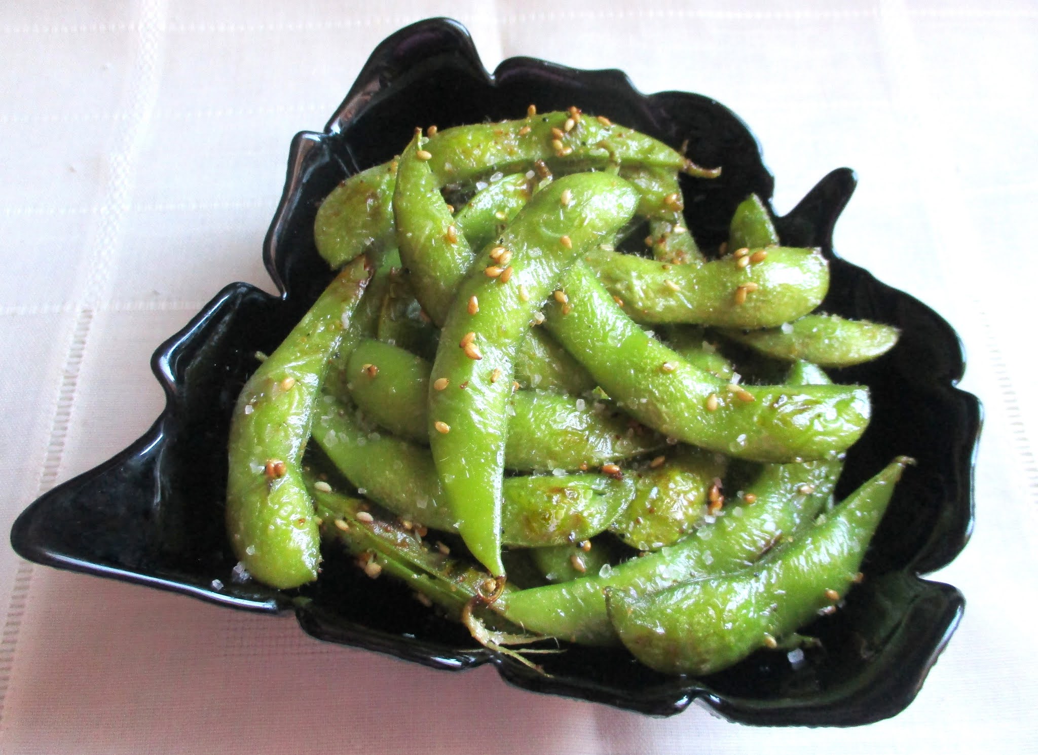 Aquí se cocina Edamame aliñado y salteado