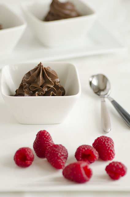 Mousse al cioccolato e con avocado