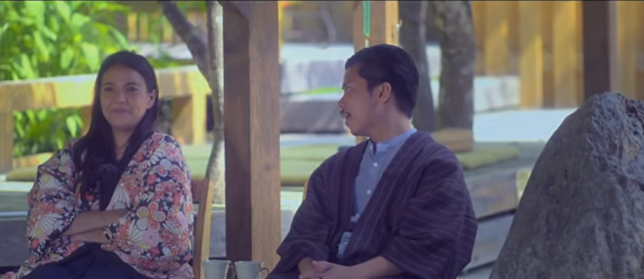 Kita Kita 2017 romantic comedy Filipino movie from Spring Films directed by Sigrid Andrea Bernardo which premiered on Osaka Asian Film Festival 2017