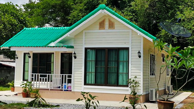 Today's building a house is getting smaller and smaller as the population grows every day. Today, we are showing you 50 small houses that would fit different types of Filipino families. Let's take a look these adorable house ideas to inspire your own house design.