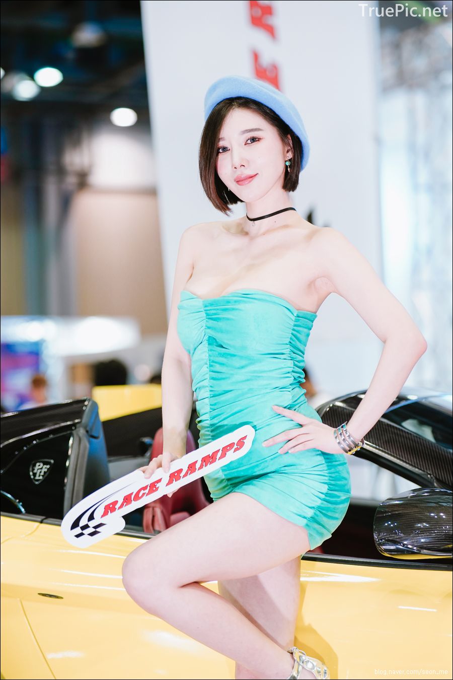 Korean Racing Model - Song Jooa - Seoul Auto Salon 2019 - Picture 130