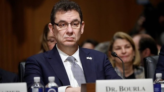 Άλμπερτ Μπουρλά: Γιατί δεν έχει κάνει ακόμη το εμβόλιο της Pfizer