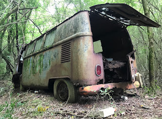 Rear bumper on 1965 VW Kombi eaten by rust.
