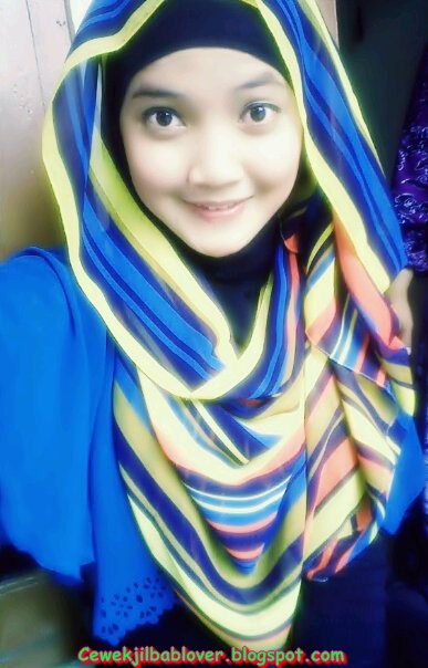 Tante Nungging: Koleksi Foto Cewek FB Berjilbab Edisi Hari Minggu Juli 2013