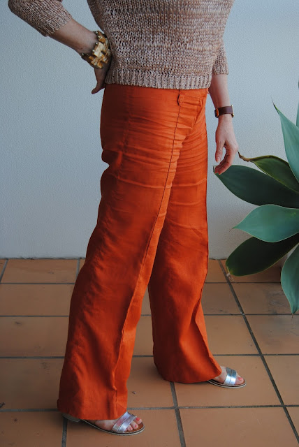 flared linen pants - a tribute to the 70's
