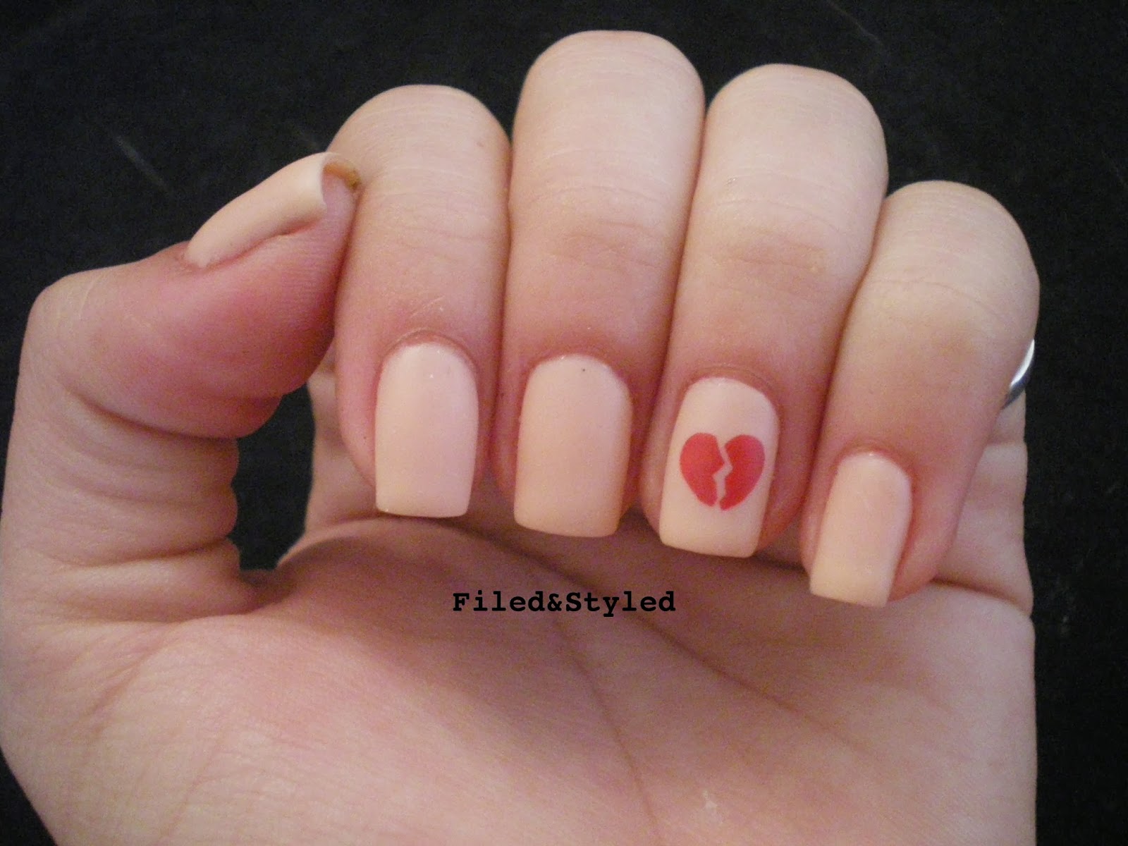 31dc2013 Delicate Nails Filed & Styled Filed & Styled 31dc2013