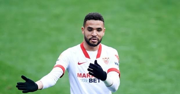 يوسف النصيرى لاعب أشبيلية يوسف النصيرى لاعب أشبيلية