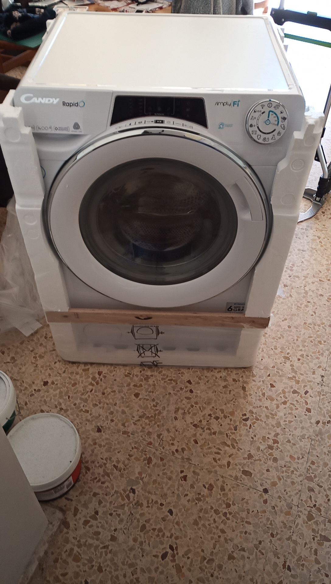 Renovation Station Update and fitting a Candy washing machine / dryer