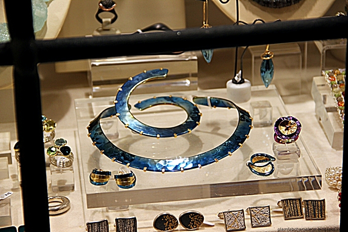 Oia Santorini jewellery shop and 2000 euros titanium necklace
