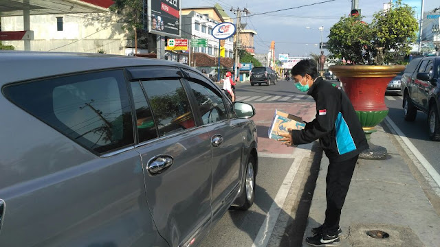 Penggalangan Dana di Lampu Merah MBK, Bandarlampung MPI Peduli Garut, Garut, Banjir Garut, Mahasiswa Pecinta Islam, MPI, Bandarlampung, Kedaton
