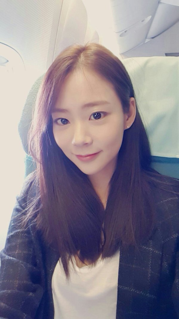 오늘자 한승연 풀메 셀카+ 연한 화장 셀카 | 인스티즈