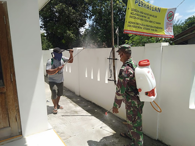 Koramil 22 Wonosari Penyemprotan Disinfektan Diwilayah Binaan 
