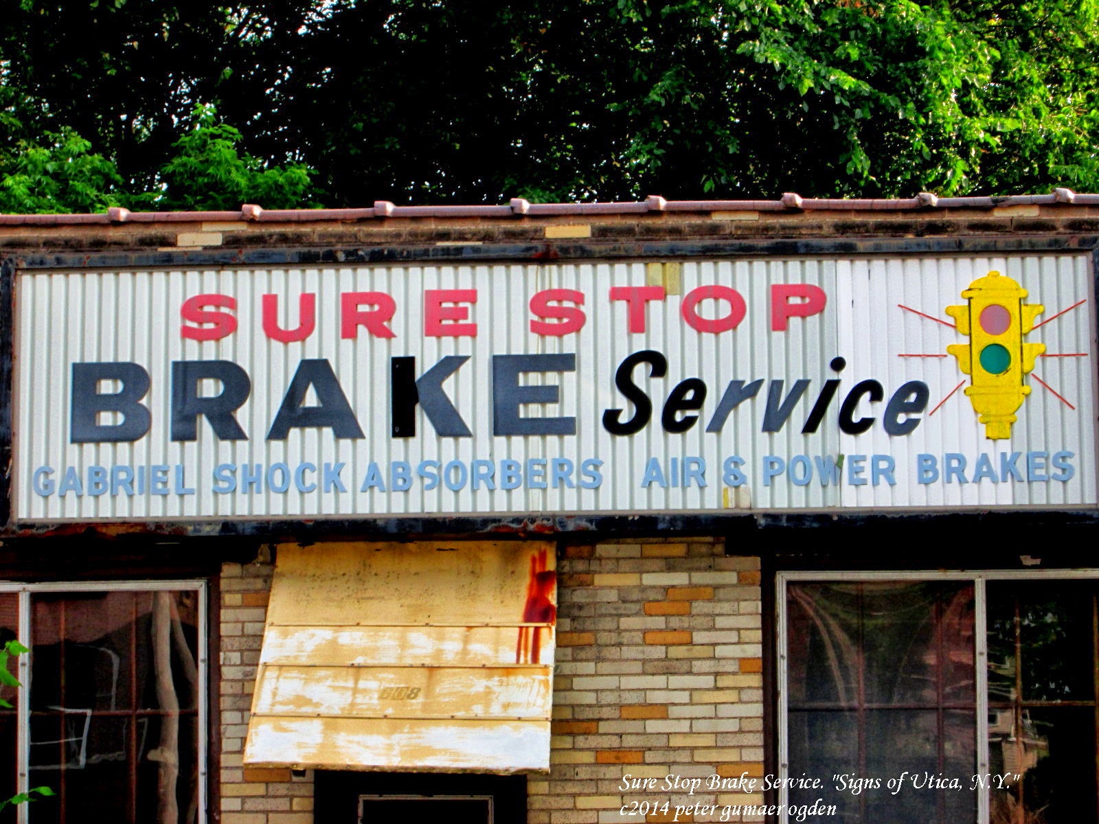 Signs of Utica, New York Automotive Signs of Utica, New York.