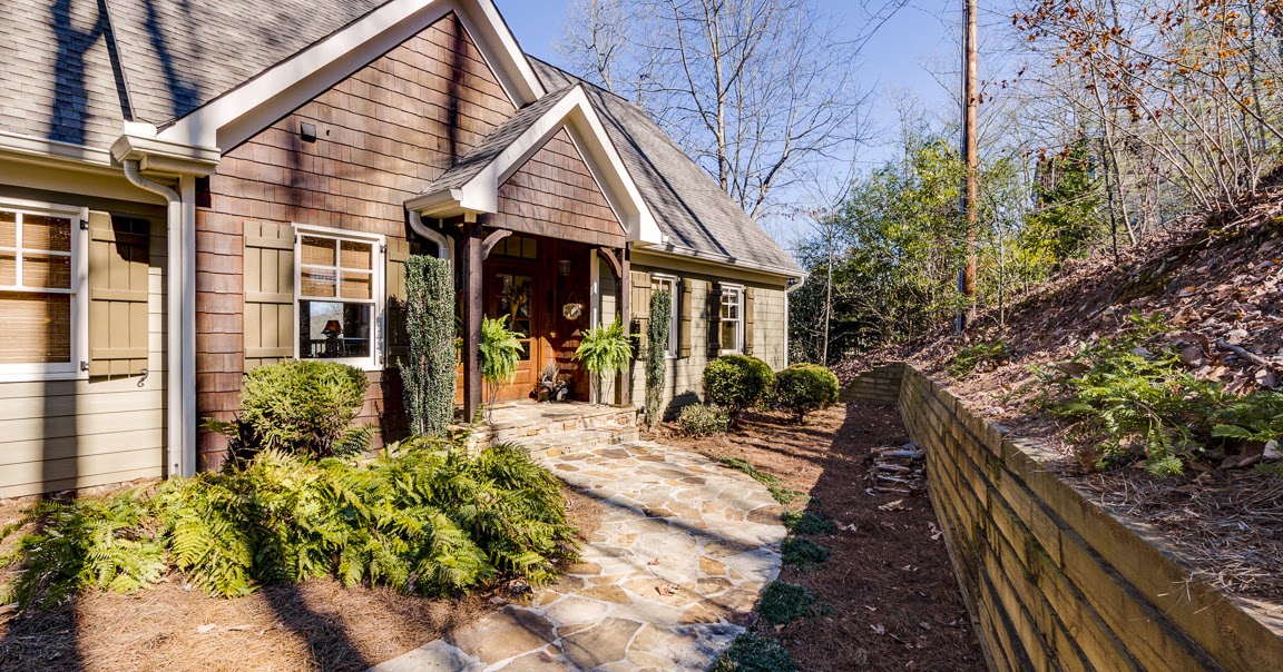 Lake Sidney Lanier Homes Blog to Big Water & Big Views! It's
