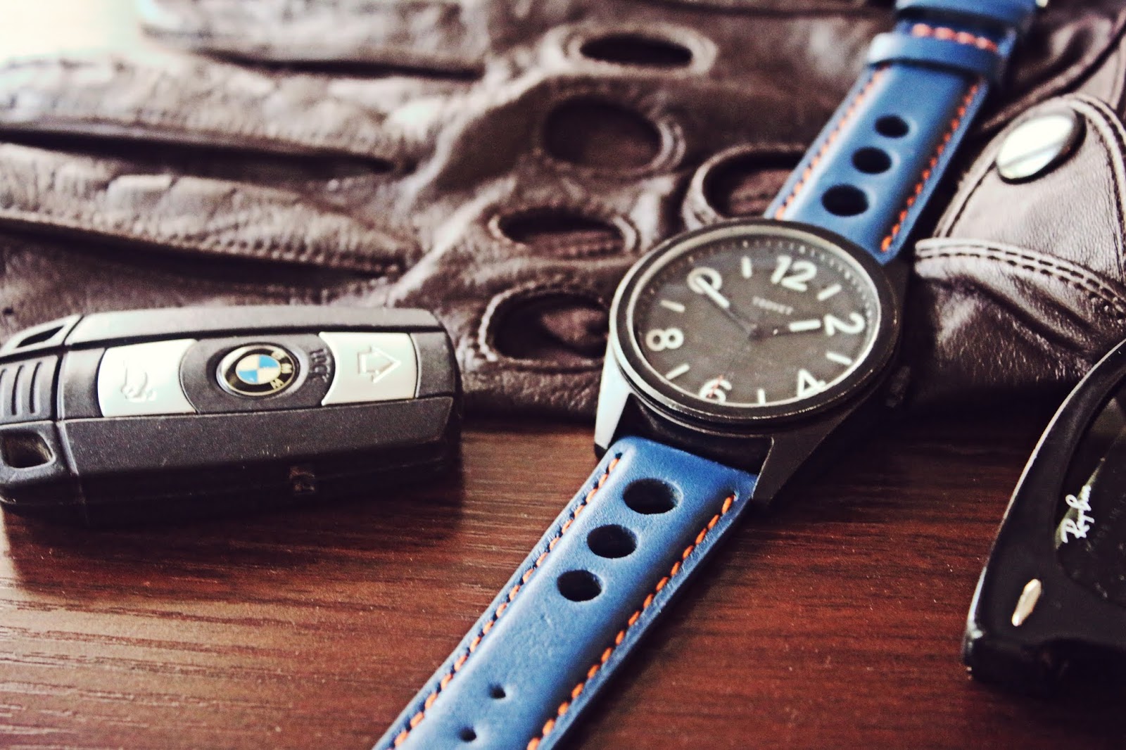 Straps by Teddy Baldassarre