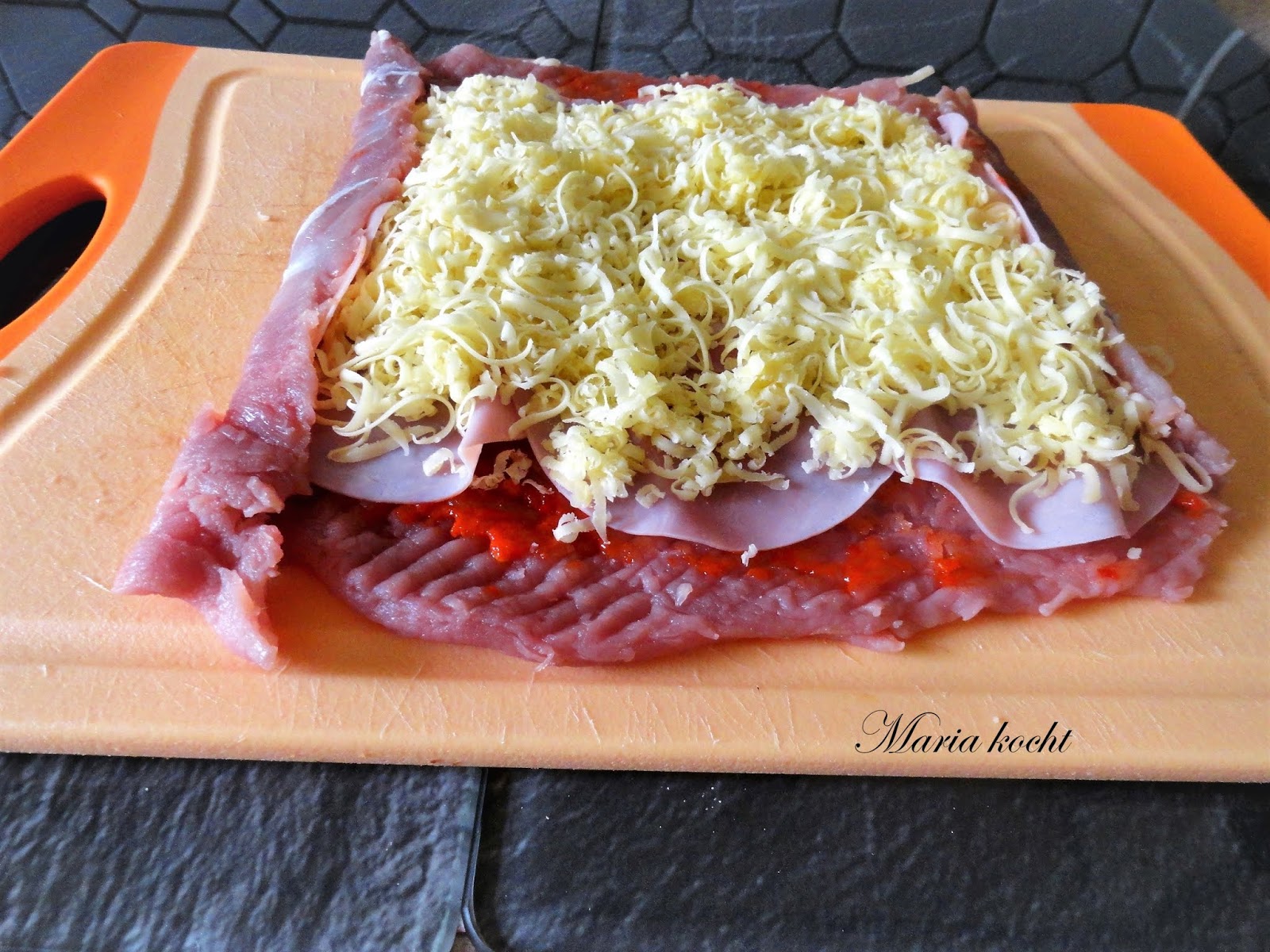Maria kocht: Schweinefilet-Rollbraten mit Kochschinken und Käse ... Maria kocht: Schweinefilet-Rollbraten mit Kochschinken und Käse ...