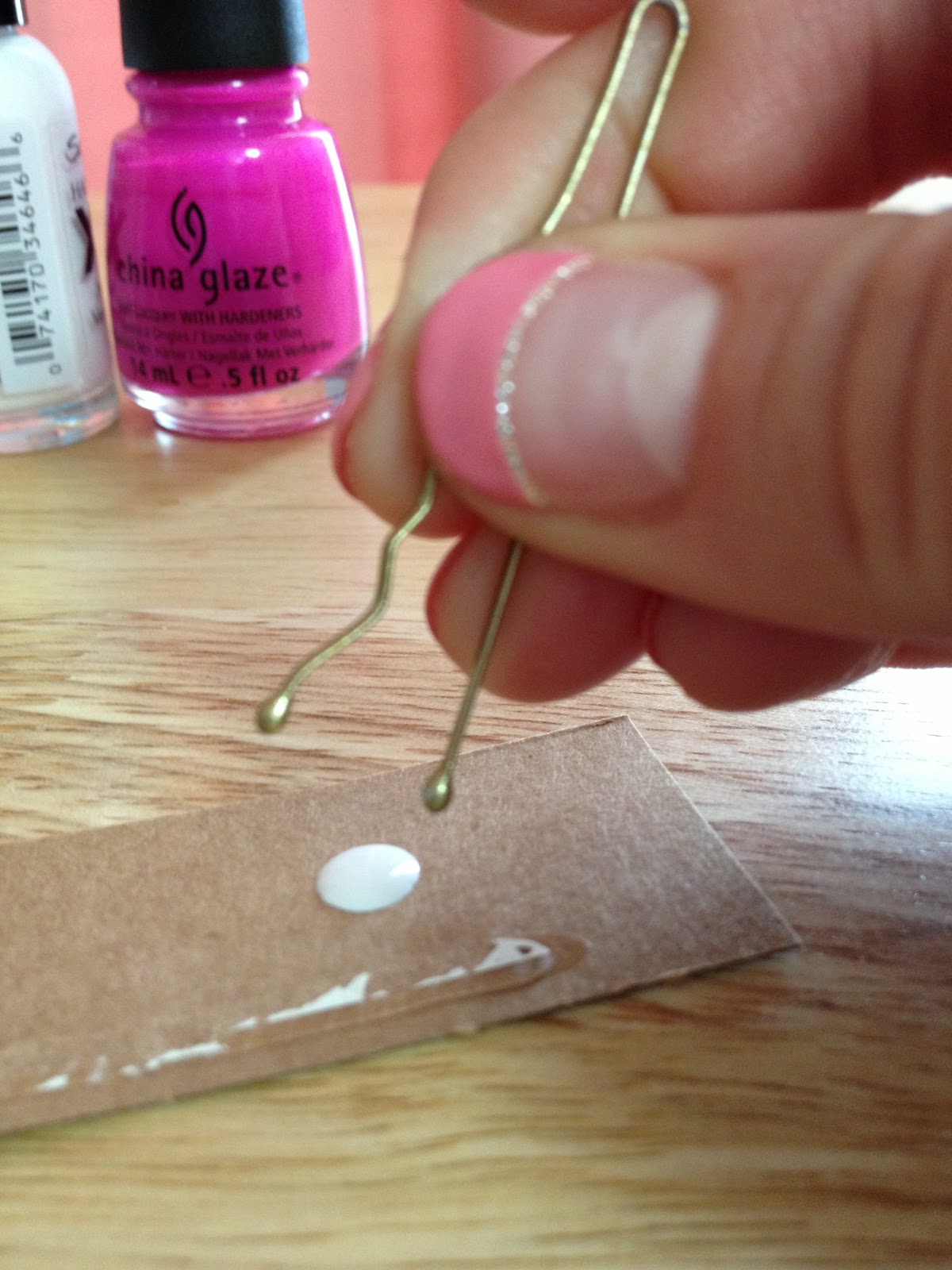 southern-wag-pet-accessories-paw-print-nail-art-tutorial