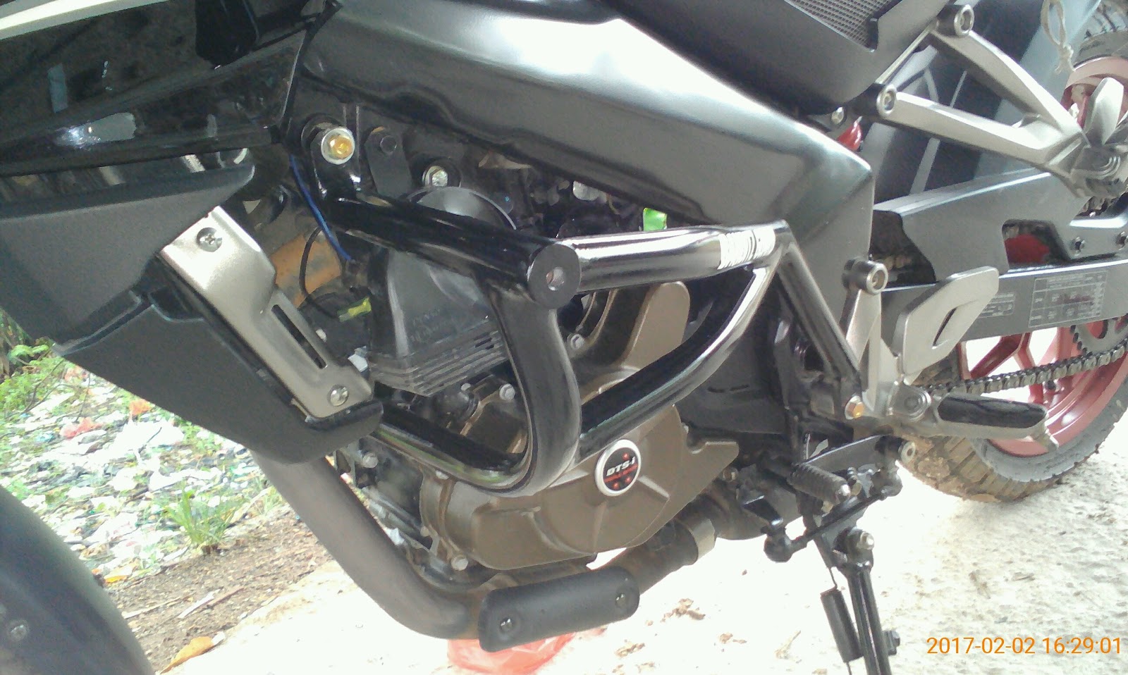 CUSTOM ENGINE GUARD,CRASH BAR,TUBULAR,SIDE GUARD,ENGINE COVER,BREKET
