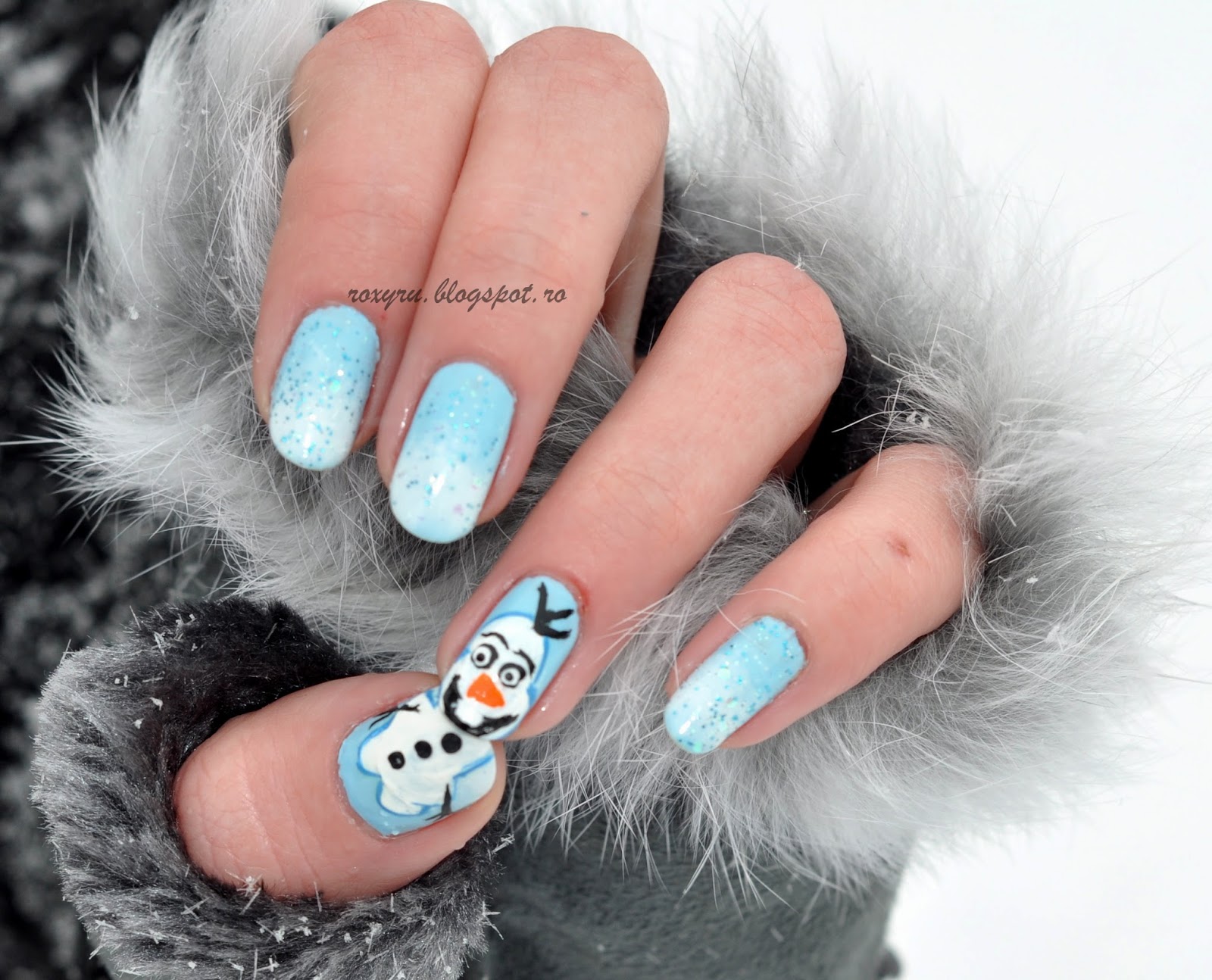 The Girl With a Butterfly Tatto: Olaf Nails