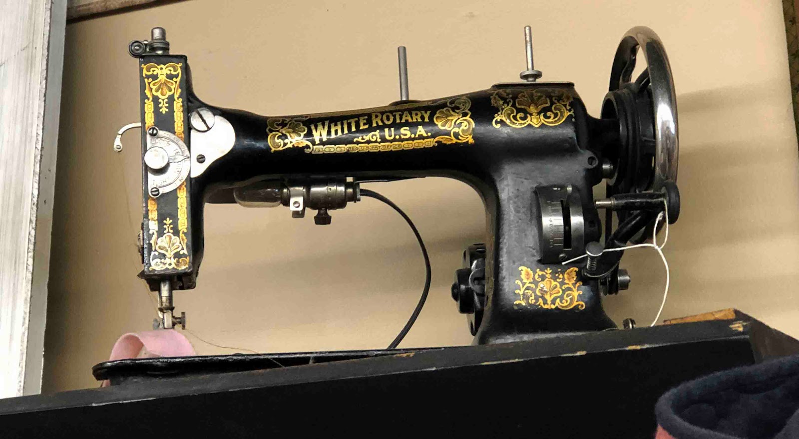 Cat Patches Quilt Shop Primitive Gatherings, Murrieta, California