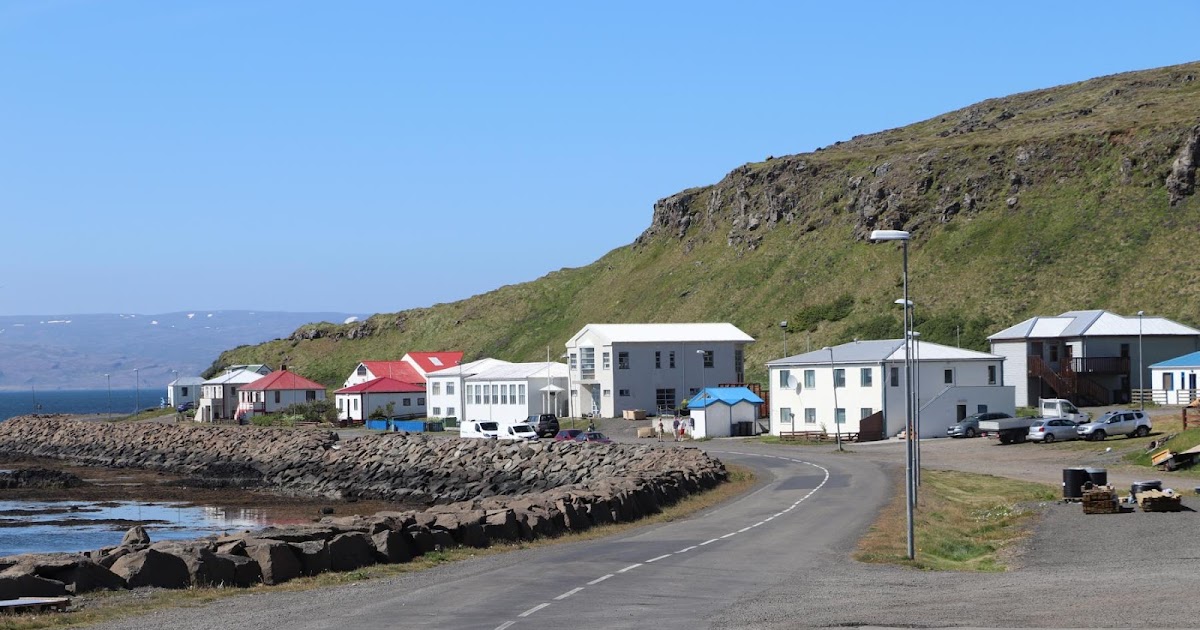 2021 Island 20210703 Drangsnes Hot Pot und Papageientaucher