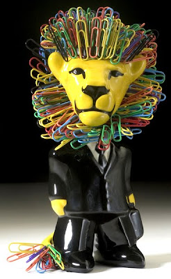 bobble head paper clip holder - lion