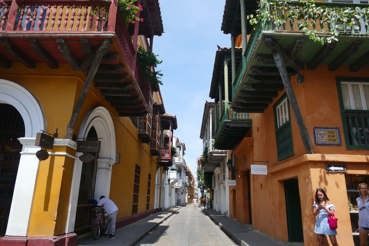 Plussize Fashion Black Is My Happy Colour Miss Von Xtravaganz