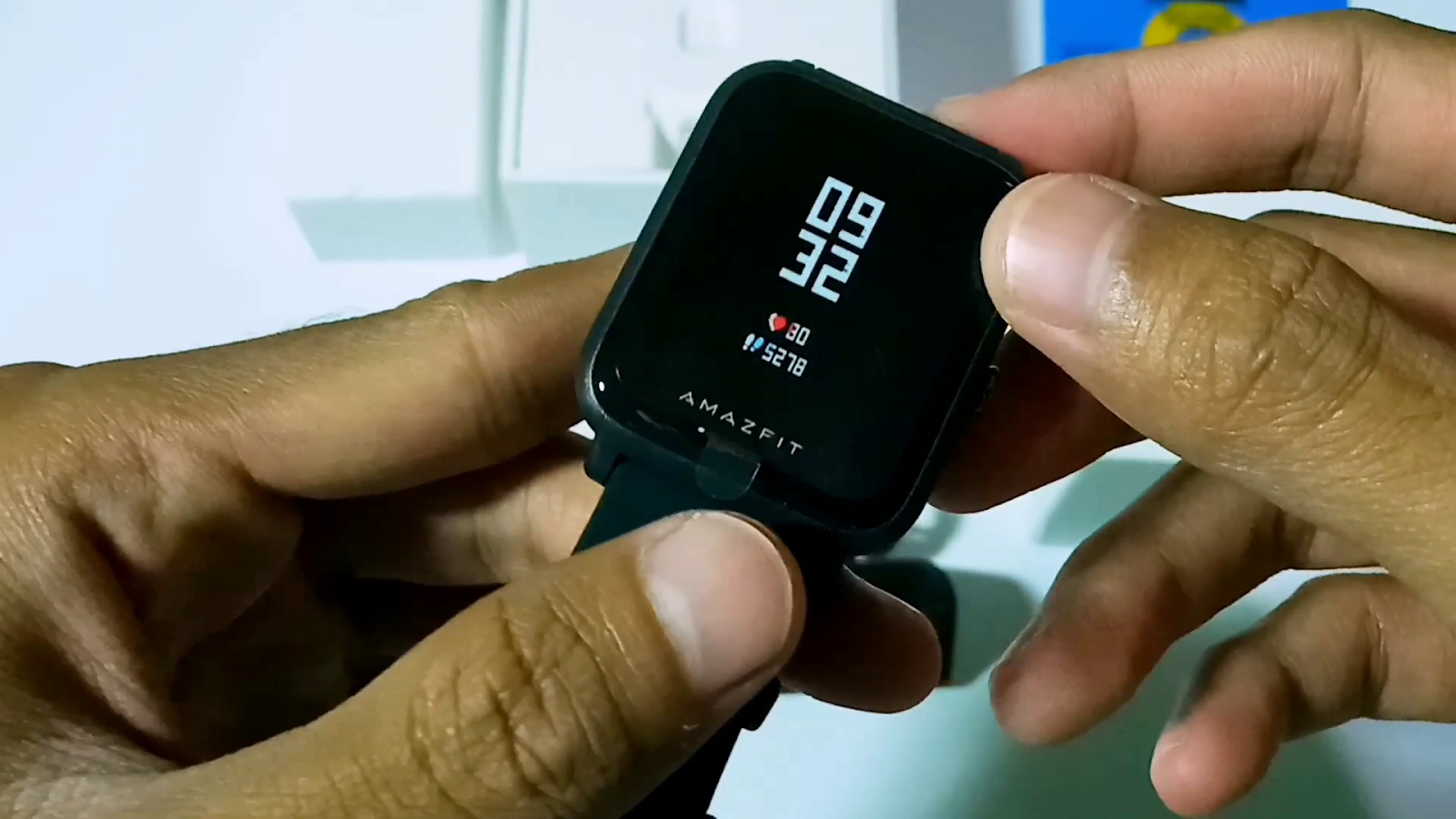 Unboxing & Cerita Amazfit Bip 2019 - Lebih Menggoda dari Mi Band 4 - ErDev Blog