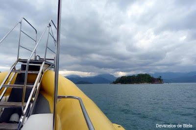 Passeio de barco em Paraty - Rio de Janeiro