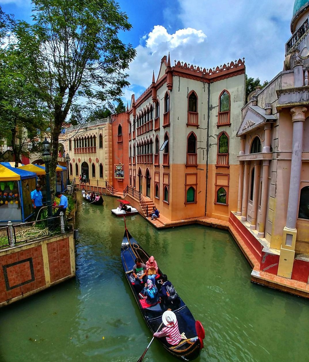 Harga Tiket Masuk Little Venice Kota Bunga April 2021