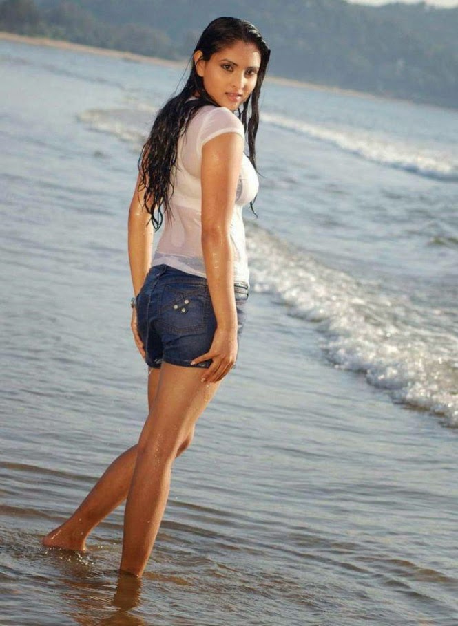 Indian Desi Hot Actress Bathing In Sea With Mini Skirt