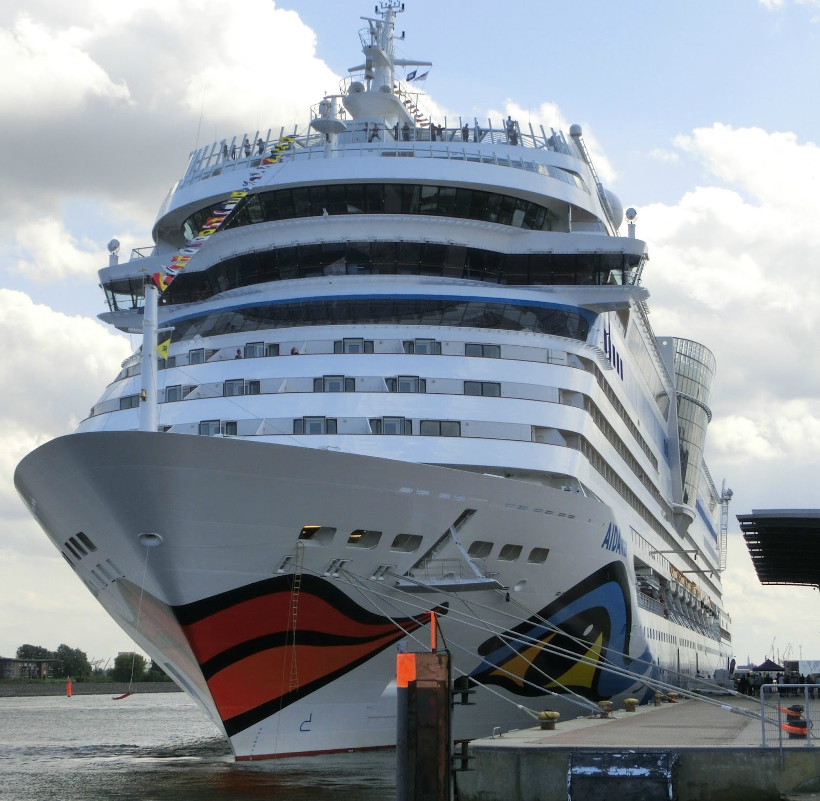 Die 32 Besten Bilder Zu Aidaperla Kreuzfahrt Aida Perla Kleine